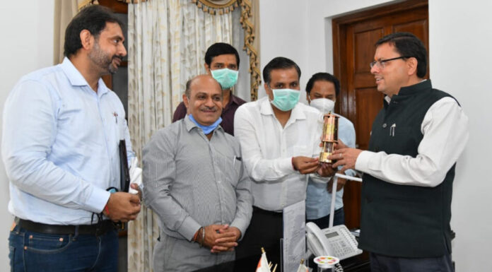 मुख्यमंत्री पुष्कर सिंह धामी से औद्योगिक संगठनों के प्रतिनिधियों ने की मुलाकात